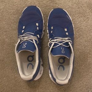 OnCloud women’s sneakers